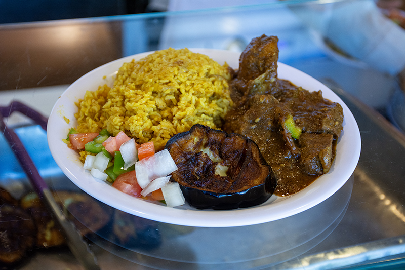 Khichuri / Hochpoch and Beef Curry with Potatoes